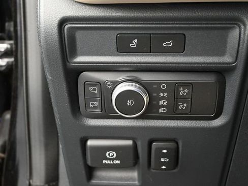 Used 2022 Ford Expedition Platinum image 37