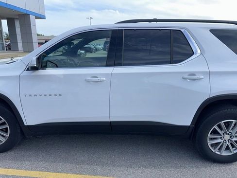 Used 2023 Chevrolet Traverse LT AWD/4WD image 7