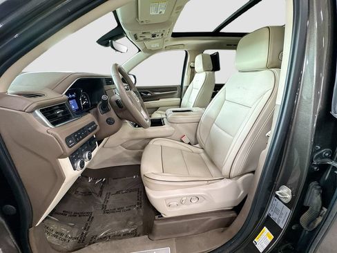 Used 2021 GMC Yukon XL Denali w/ Denali Ultimate Package AWD/4WD image 24
