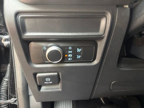 Used 2022 Ford Expedition XLT RWD image 22