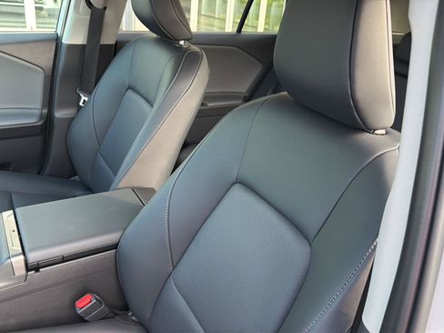 Used 2026 Toyota RAV4 XLE Premium FWD image 30