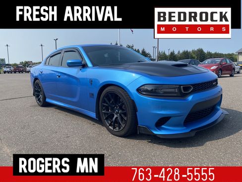 Used 2019 Dodge Charger Scat Pack w/ Dynamics Package RWD image 1