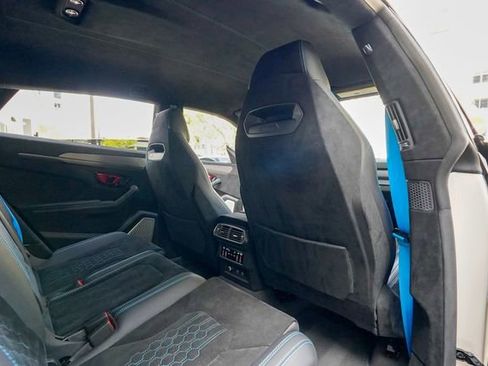 Used 2023 Lamborghini Urus Performante image 96