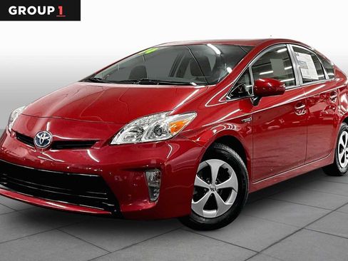 Used 2014 Toyota Prius Two FWD image 1