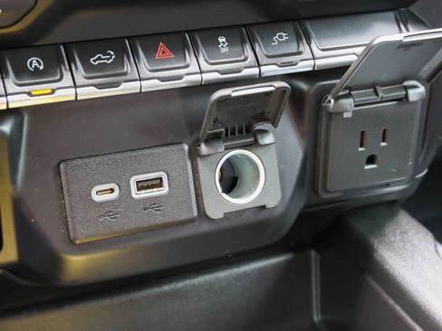Used 2019 Chevrolet Silverado 1500 RST w/ All-Star Edition AWD/4WD image 20