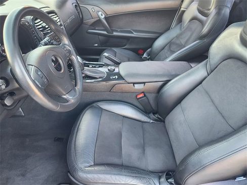 Used 2013 Chevrolet Corvette Grand Sport w/ 3LT Preferred Equipment Group RWD image 4