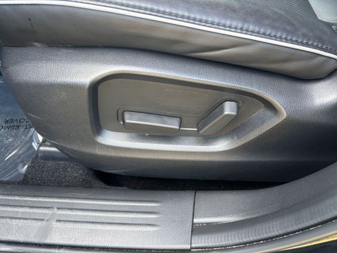 Used 2025 MAZDA CX-5 AWD 2.5 S w/ Select Package image 24