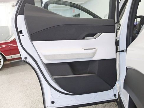 Used 2023 Fisker Ocean Extreme image 36