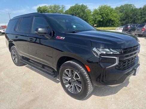 Used 2023 Chevrolet Tahoe Z71 w/ Luxury Package AWD/4WD image 6