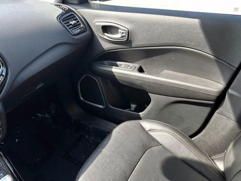 Used 2020 Jeep Compass Limited AWD/4WD image 27