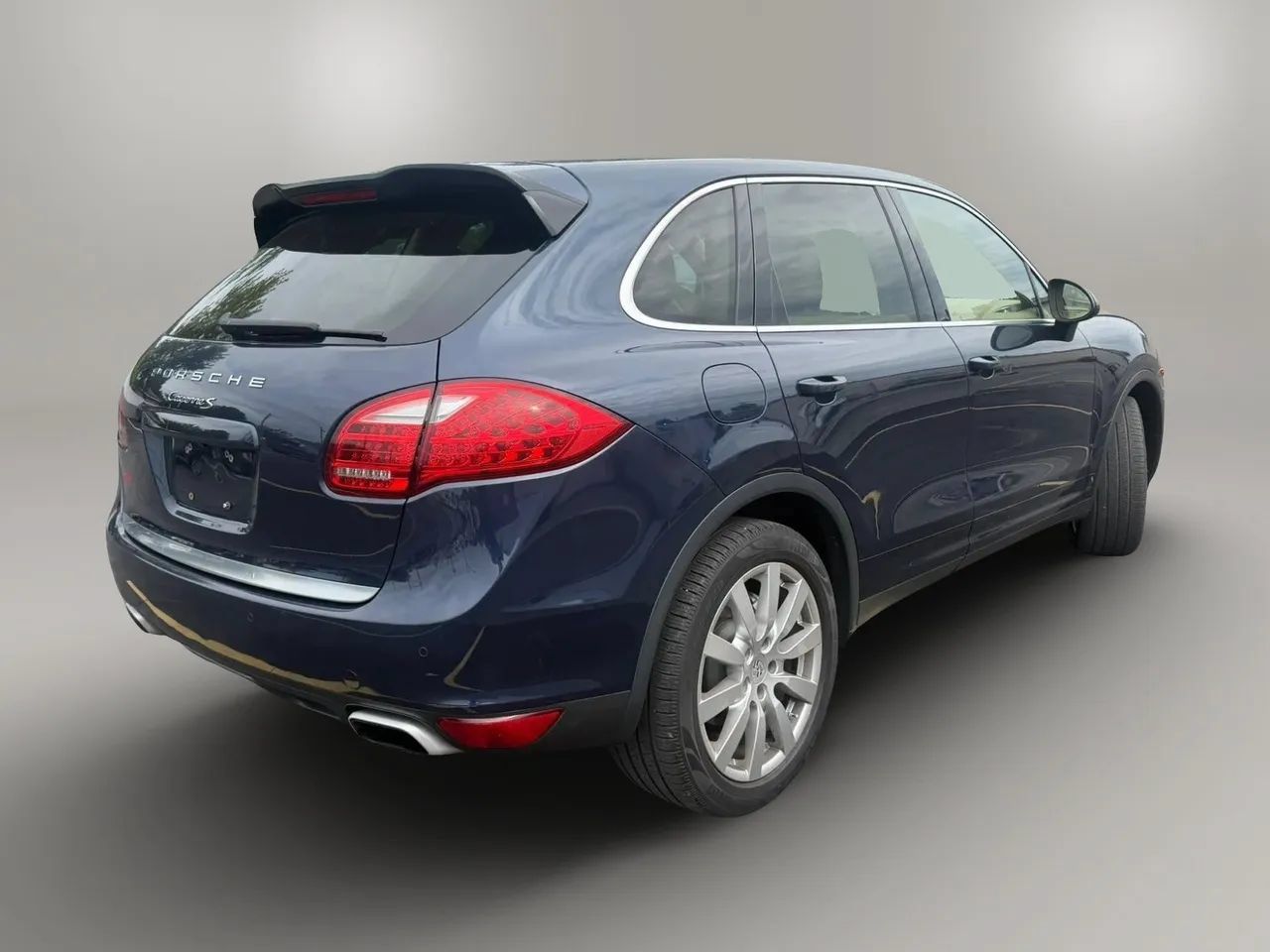 Used 2014 Porsche Cayenne S w/ Comfort Package AWD/4WD image 7