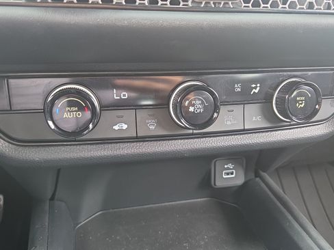Used 2024 Honda HR-V Sport image 26