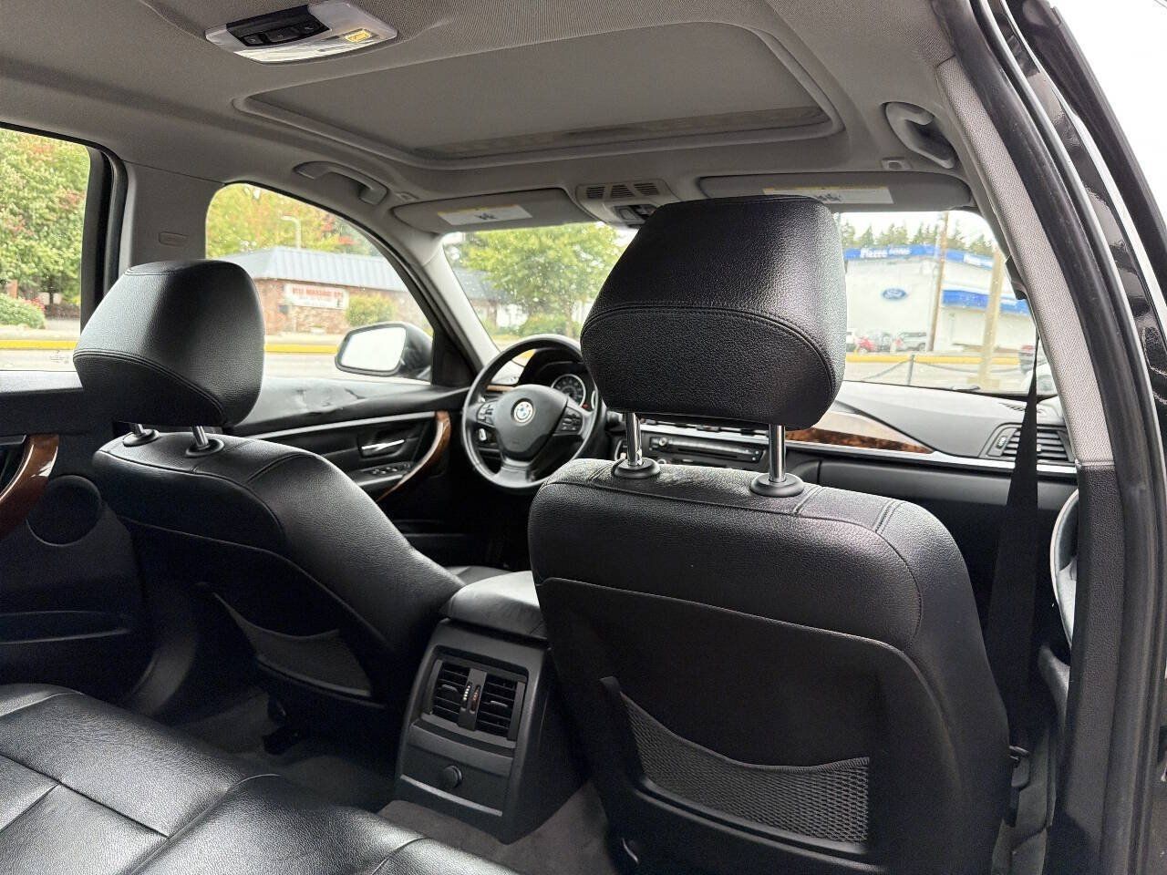 Used 2013 BMW 328i Sedan RWD image 21