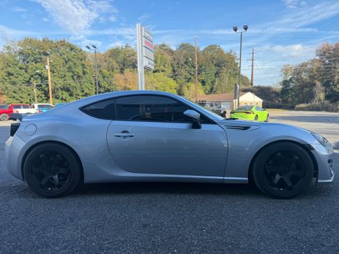 Used 2018 Subaru BRZ Premium w/ Popular Package #2 image 7