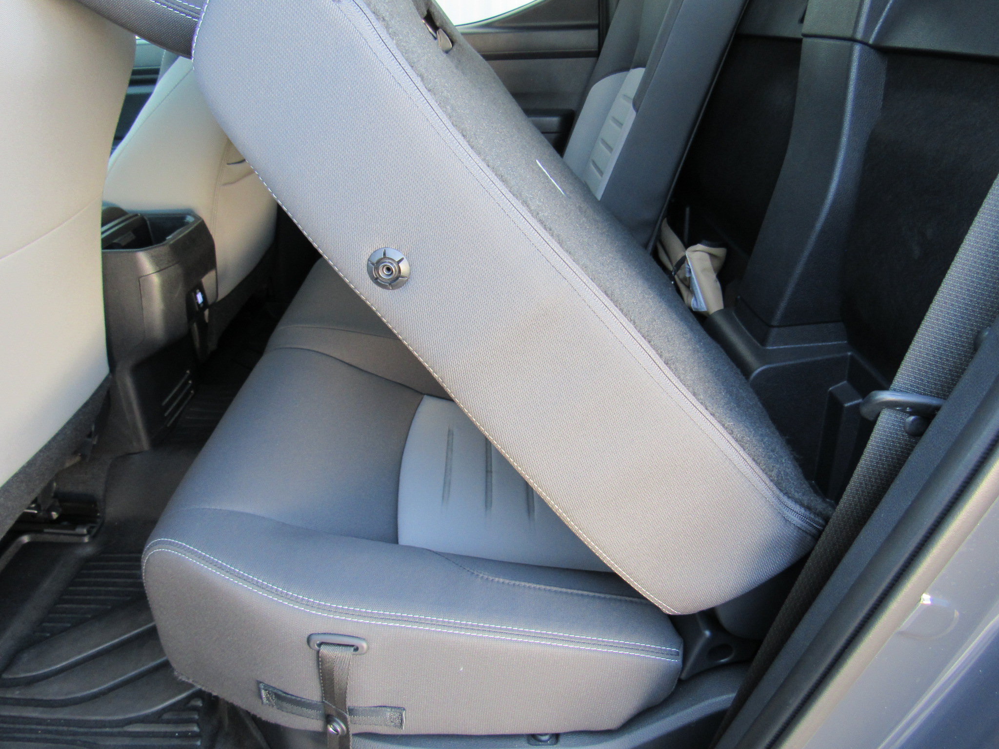 Used 2025 Toyota Tacoma TRD Sport w/ Blackout Package (GST) AWD/4WD image 41
