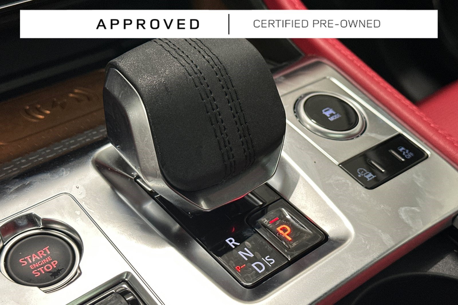 Used 2025 Jaguar F-PACE R-Dynamic S AWD/4WD image 15