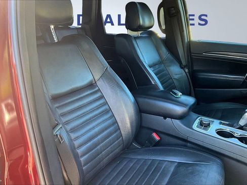 Used 2018 Jeep Grand Cherokee Limited image 29