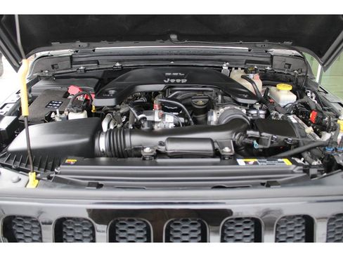 Certified 2021 Jeep Wrangler Unlimited Sport image 40