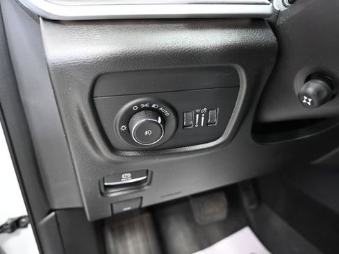 Used 2025 Jeep Grand Cherokee L Limited w/ Luxury Tech Group II image 28