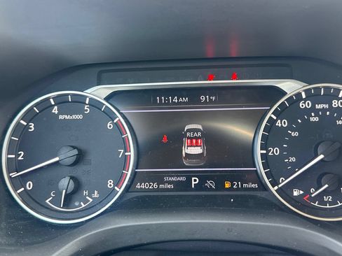 Certified 2025 Nissan Rogue SV FWD image 39