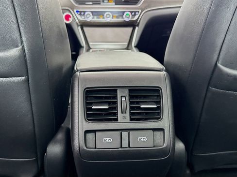 Used 2022 Honda Accord Touring image 32