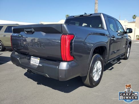 Used 2025 Toyota Tundra SR5 w/ SR5 Convenience Package AWD/4WD image 4