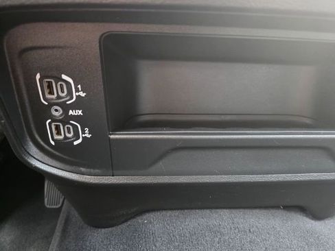 Used 2024 RAM 2500 Big Horn image 26