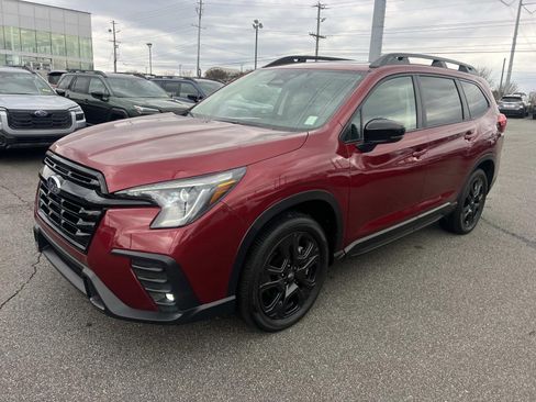 Used 2025 Subaru Ascent Onyx Edition w/ Popular Package #2 image 3