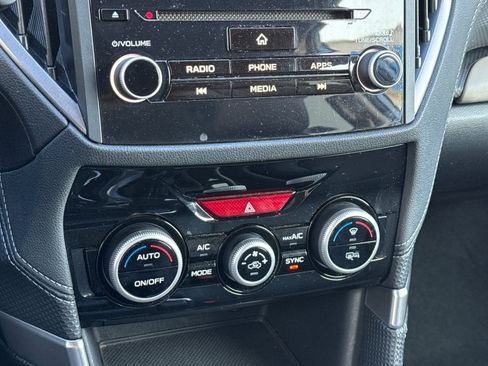 Used 2023 Subaru Forester Limited image 23