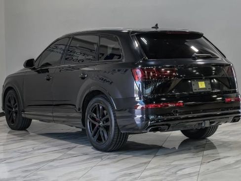 Used 2017 Audi Q7 3.0T Prestige w/ Prestige Package AWD/4WD image 16
