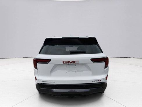 New 2026 GMC Terrain AT4 AWD/4WD image 12