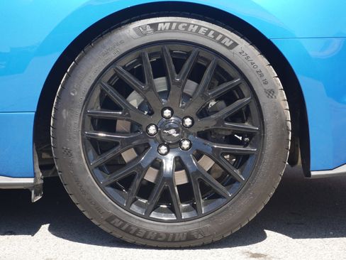 Used 2019 Ford Mustang GT Premium w/ GT Performance Package RWD image 16