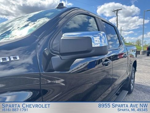 Used 2025 Chevrolet Silverado 1500 LT AWD/4WD image 10