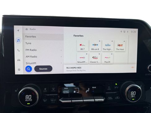 Used 2023 Toyota Highlander Bronze Edition image 26