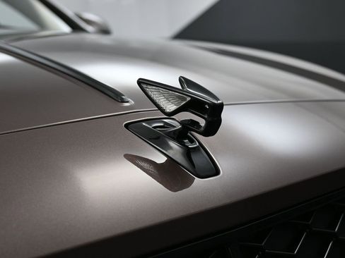 Certified 2025 Bentley Flying Spur Speed image 13