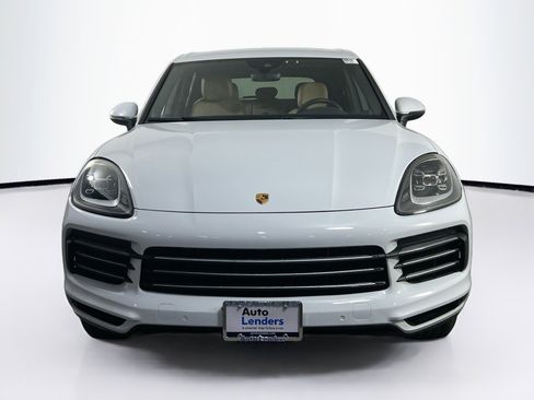 Used 2022 Porsche Cayenne AWD/4WD image 2