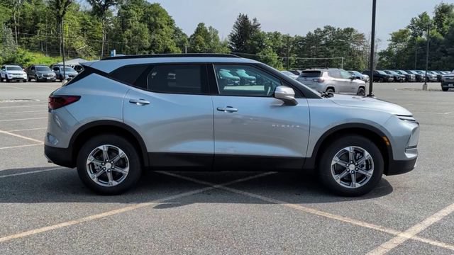 New 2026 Chevrolet Blazer LT AWD/4WD image 9