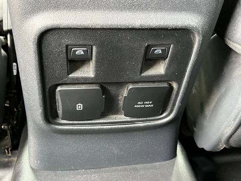 Used 2024 Ford Bronco Big Bend w/ Sasquatch Package image 25