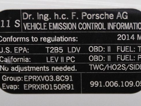 Used 2014 Porsche 911 Carrera 4S image 44