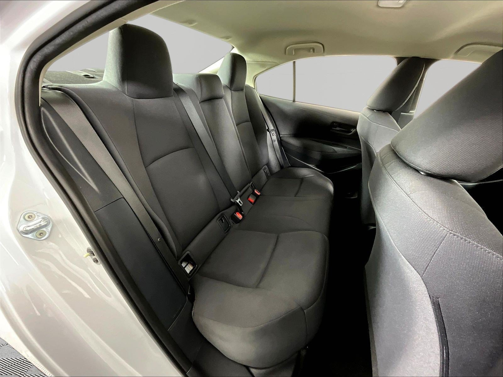 Used 2023 Toyota Corolla LE FWD image 25
