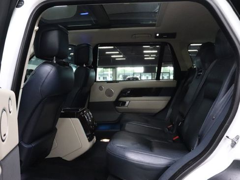 Used 2019 Land Rover Range Rover Long Wheelbase Supercharged image 14