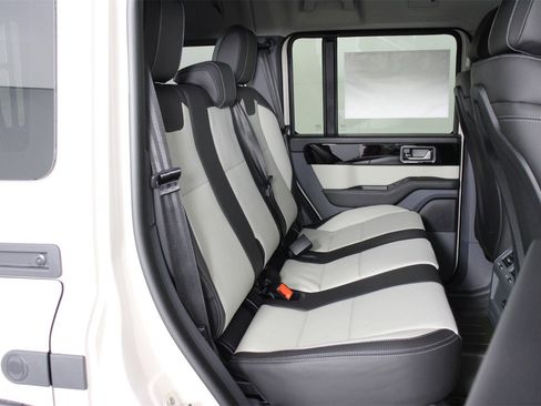 New 2025 INEOS Grenadier Fieldmaster Edition image 13