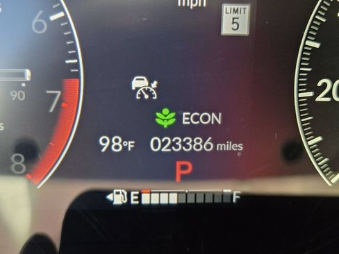 Used 2024 Honda HR-V LX image 22