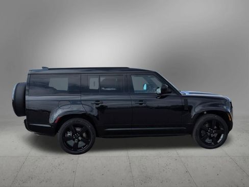 New 2026 Land Rover Defender 130 X-Dynamic SE AWD/4WD image 7
