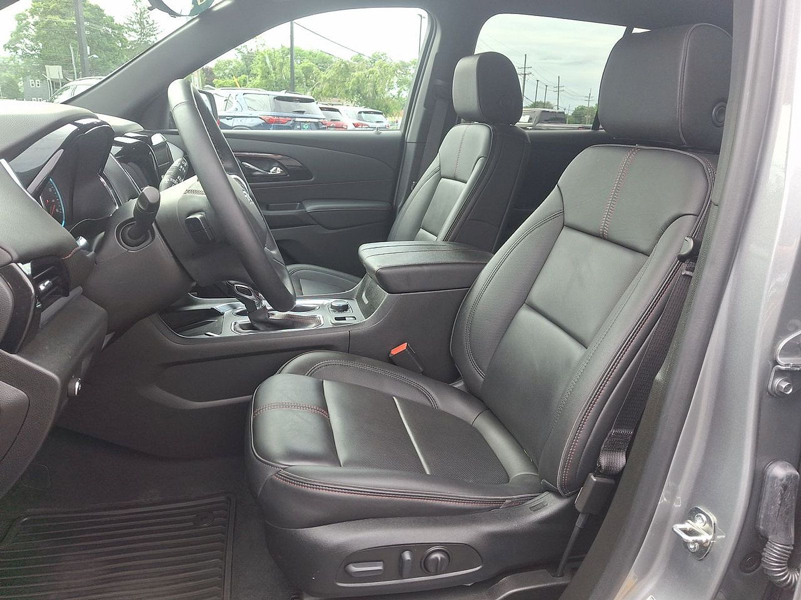 Certified 2023 Chevrolet Traverse RS AWD/4WD image 11
