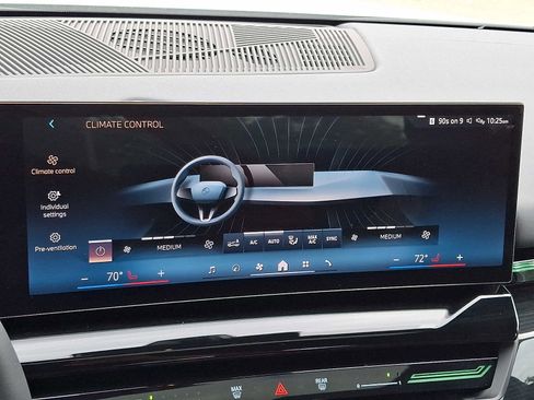 Used 2026 BMW 530i xDrive 530i xDrive image 16