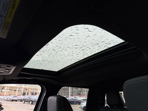 Used 2024 Toyota Tacoma Limited w/ Limited Package (LT) image 26