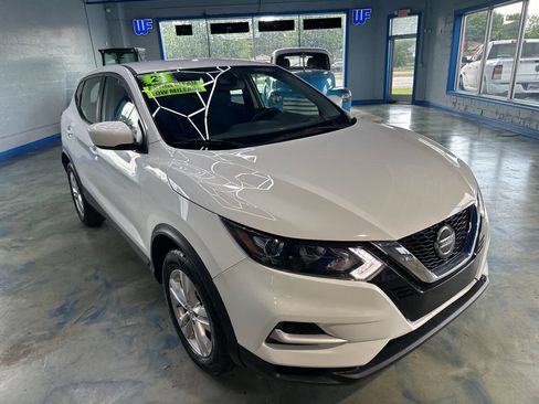 Used 2021 Nissan Rogue Sport S image 10