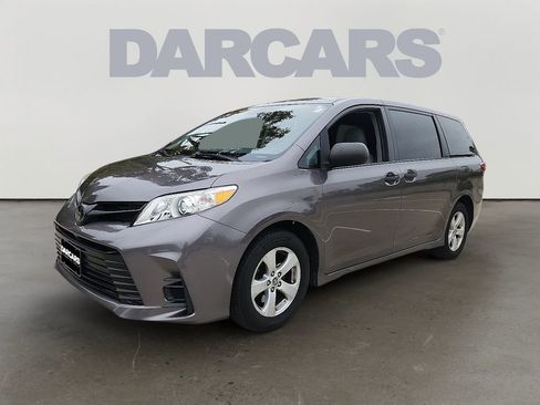 Used 2020 Toyota Sienna L image 3
