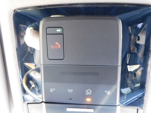 New 2025 Mitsubishi Outlander SE image 23